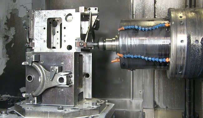 Gia công cơ khí CNC đang dần thay thế gia công truyền thống